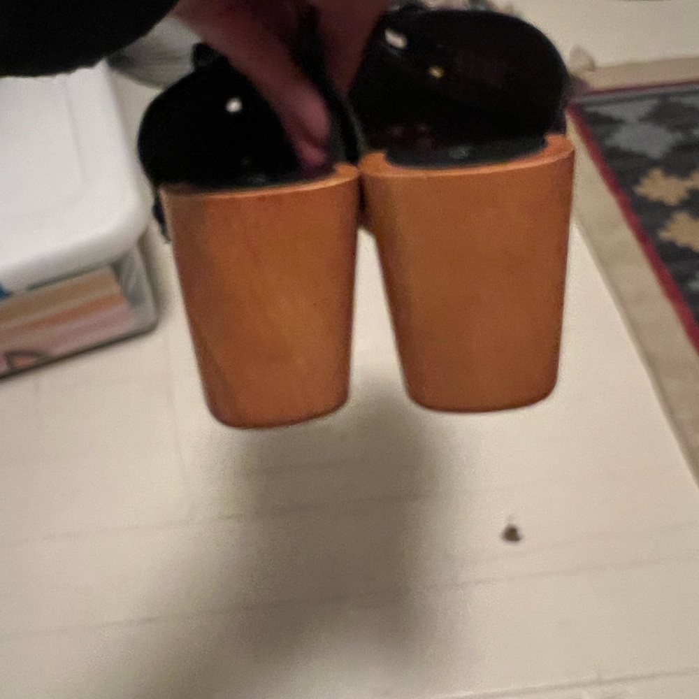 Kelsi Dagger Black Mules - Picture 4 of 9